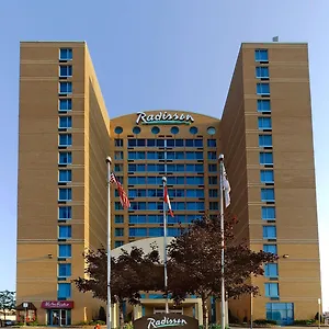 radisson-suite-hotel-toronto-airport.hotelstorontoontario.org/